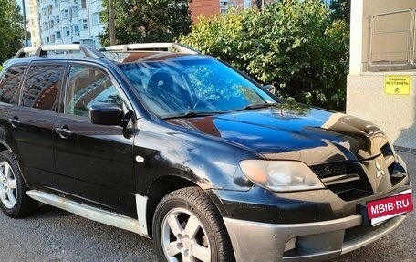 Mitsubishi Outlander III рестайлинг 3, 2004 год, 550 000 рублей, 8 фотография