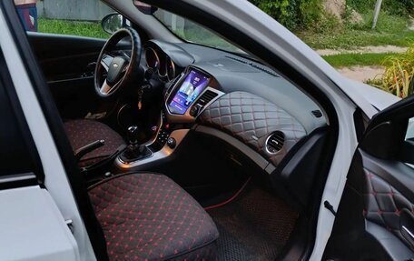 Chevrolet Cruze II, 2011 год, 560 000 рублей, 6 фотография