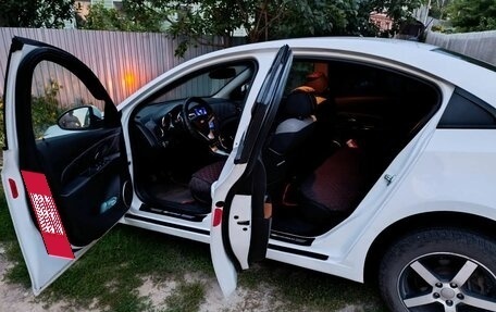 Chevrolet Cruze II, 2011 год, 560 000 рублей, 9 фотография