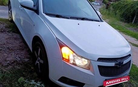 Chevrolet Cruze II, 2011 год, 560 000 рублей, 5 фотография