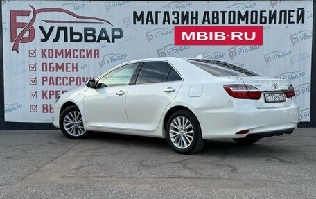 Toyota Camry, 2015 год, 2 190 000 рублей, 4 фотография
