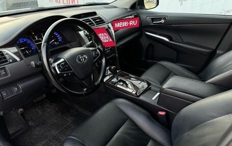 Toyota Camry, 2015 год, 2 190 000 рублей, 10 фотография