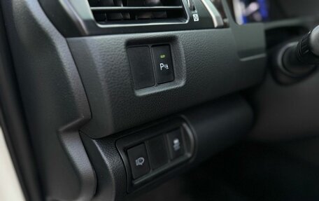Toyota Camry, 2015 год, 2 190 000 рублей, 14 фотография
