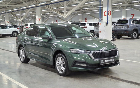 Skoda Octavia IV, 2021 год, 2 420 000 рублей, 3 фотография