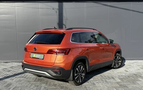 Volkswagen Taos, 2021 год, 2 745 000 рублей, 2 фотография