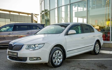 Skoda Superb III рестайлинг, 2012 год, 1 078 000 рублей, 3 фотография