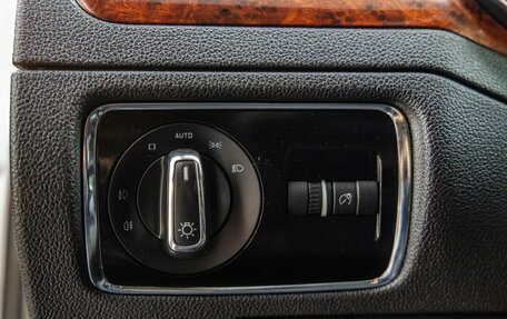 Skoda Superb III рестайлинг, 2012 год, 1 078 000 рублей, 16 фотография