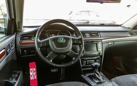 Skoda Superb III рестайлинг, 2012 год, 1 078 000 рублей, 14 фотография