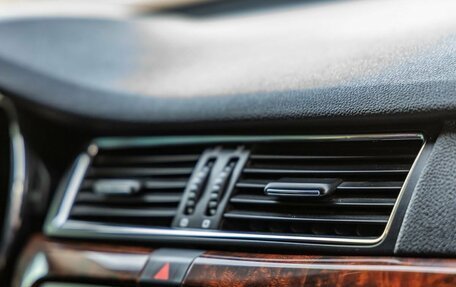 Skoda Superb III рестайлинг, 2012 год, 1 078 000 рублей, 32 фотография