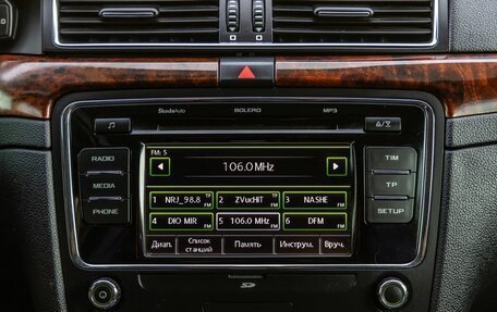 Skoda Superb III рестайлинг, 2012 год, 1 078 000 рублей, 23 фотография