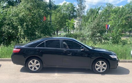 Toyota Camry, 2011 год, 1 350 000 рублей, 6 фотография
