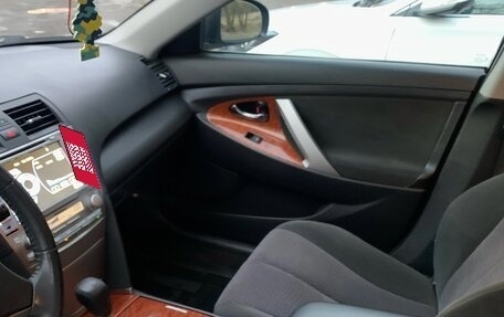 Toyota Camry, 2011 год, 1 350 000 рублей, 8 фотография