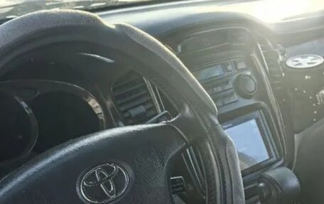 Toyota Highlander III, 2002 год, 950 000 рублей, 9 фотография