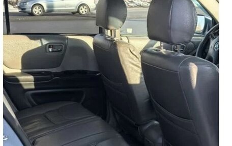 Toyota Highlander III, 2002 год, 950 000 рублей, 13 фотография