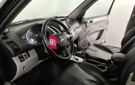 Mitsubishi Pajero Sport II рестайлинг, 2011 год, 1 690 000 рублей, 8 фотография