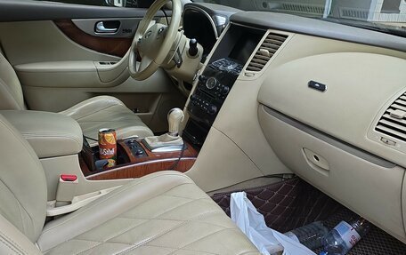 Infiniti FX II, 2011 год, 1 850 000 рублей, 4 фотография