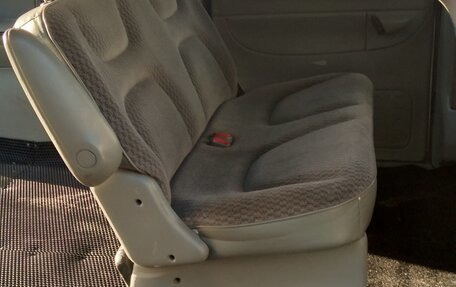Dodge Caravan III, 2000 год, 150 000 рублей, 13 фотография