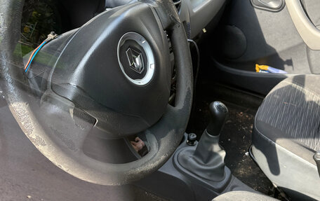 Renault Logan I, 2012 год, 140 000 рублей, 4 фотография