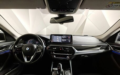 BMW 5 серия, 2021 год, 3 799 000 рублей, 11 фотография