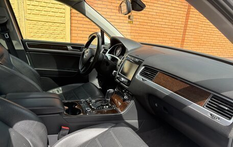 Volkswagen Touareg III, 2012 год, 2 100 000 рублей, 19 фотография