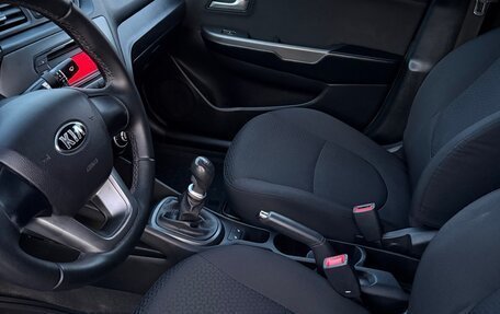 KIA Rio III рестайлинг, 2013 год, 660 000 рублей, 3 фотография
