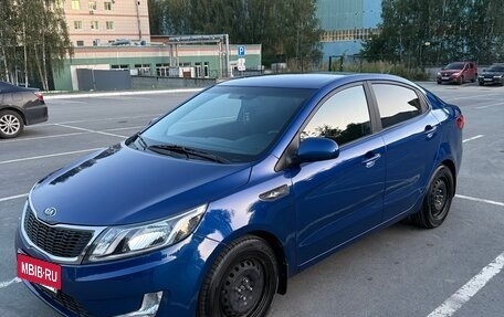 KIA Rio III рестайлинг, 2013 год, 660 000 рублей, 2 фотография