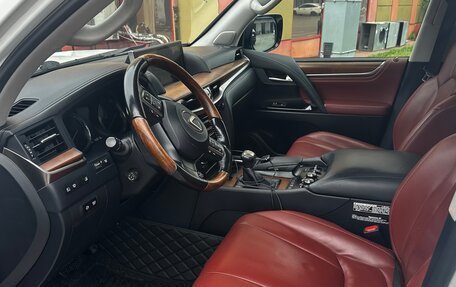 Lexus LX III, 2017 год, 8 100 000 рублей, 11 фотография