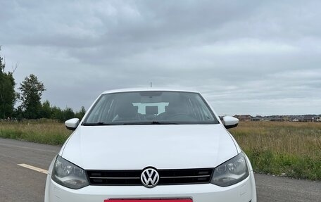 Volkswagen Polo VI (EU Market), 2012 год, 630 000 рублей, 2 фотография
