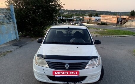 Renault Logan I, 2015 год, 255 000 рублей, 2 фотография