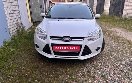Ford Focus III, 2014 год, 850 000 рублей, 3 фотография