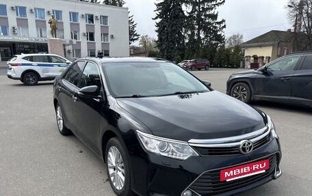 Toyota Camry, 2015 год, 2 200 000 рублей, 2 фотография