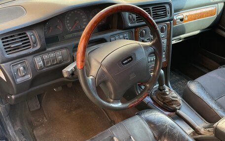 Volvo V70 III рестайлинг, 1997 год, 240 000 рублей, 5 фотография