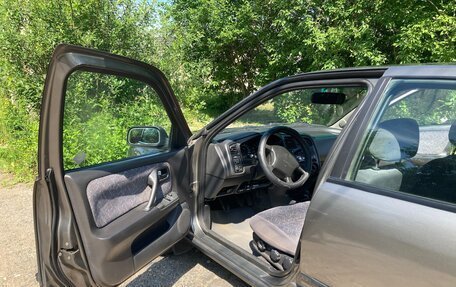 Nissan Primera II рестайлинг, 1996 год, 250 000 рублей, 11 фотография