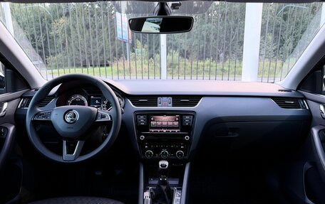 Skoda Octavia, 2017 год, 1 469 000 рублей, 10 фотография