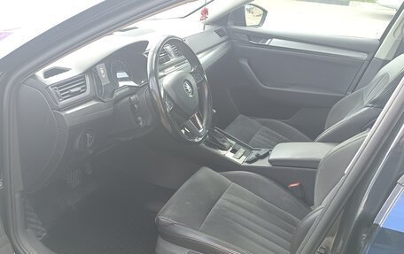Skoda Superb III рестайлинг, 2015 год, 1 700 000 рублей, 10 фотография