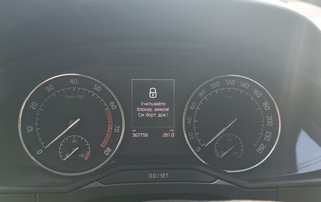 Skoda Superb III рестайлинг, 2015 год, 1 700 000 рублей, 15 фотография