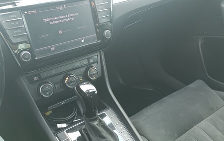 Skoda Superb III рестайлинг, 2015 год, 1 700 000 рублей, 12 фотография