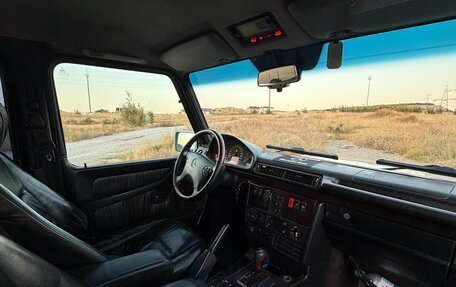 Mercedes-Benz G-Класс W463 рестайлинг _ii, 2000 год, 2 500 000 рублей, 10 фотография