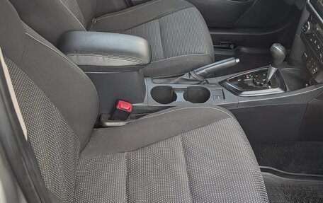 Toyota Auris II, 2013 год, 900 000 рублей, 7 фотография