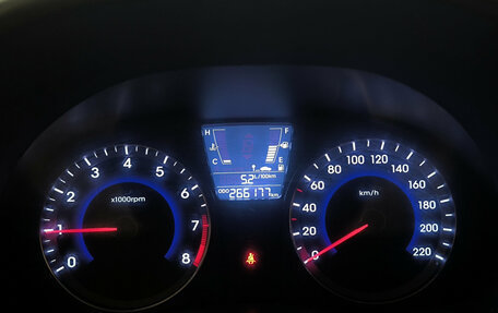 Hyundai Solaris II рестайлинг, 2013 год, 550 000 рублей, 16 фотография
