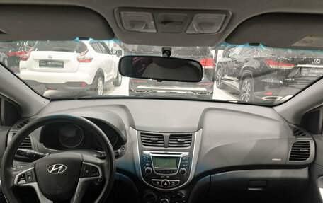 Hyundai Solaris II рестайлинг, 2013 год, 550 000 рублей, 17 фотография