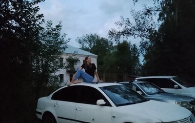 Volkswagen Passat B5+ рестайлинг, 1998 год, 250 000 рублей, 1 фотография