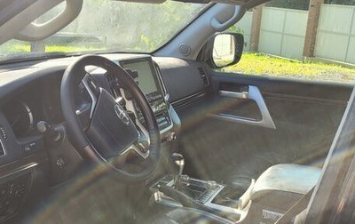 Toyota Land Cruiser 200, 2018 год, 5 300 000 рублей, 1 фотография