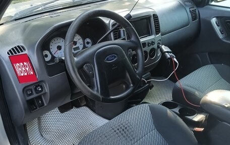 Ford Escape II, 2003 год, 550 000 рублей, 7 фотография