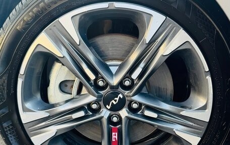 KIA K5, 2023 год, 3 800 000 рублей, 16 фотография