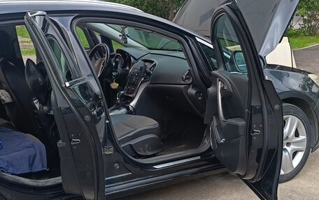 Opel Astra J, 2011 год, 550 000 рублей, 9 фотография