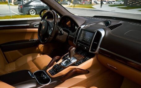 Porsche Cayenne III, 2011 год, 2 300 000 рублей, 11 фотография