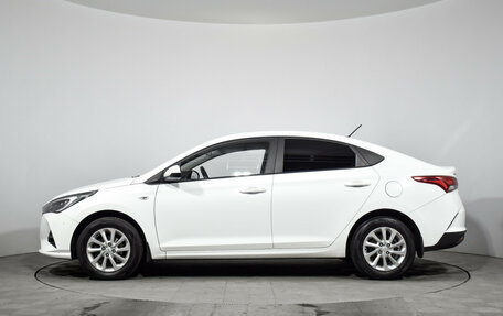 Hyundai Solaris II рестайлинг, 2020 год, 1 690 000 рублей, 8 фотография