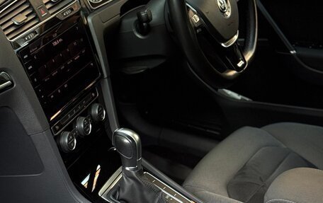 Volkswagen Golf VII, 2017 год, 1 630 000 рублей, 8 фотография