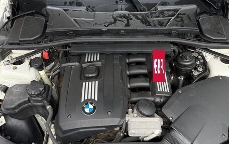 BMW 3 серия, 2010 год, 1 299 000 рублей, 18 фотография